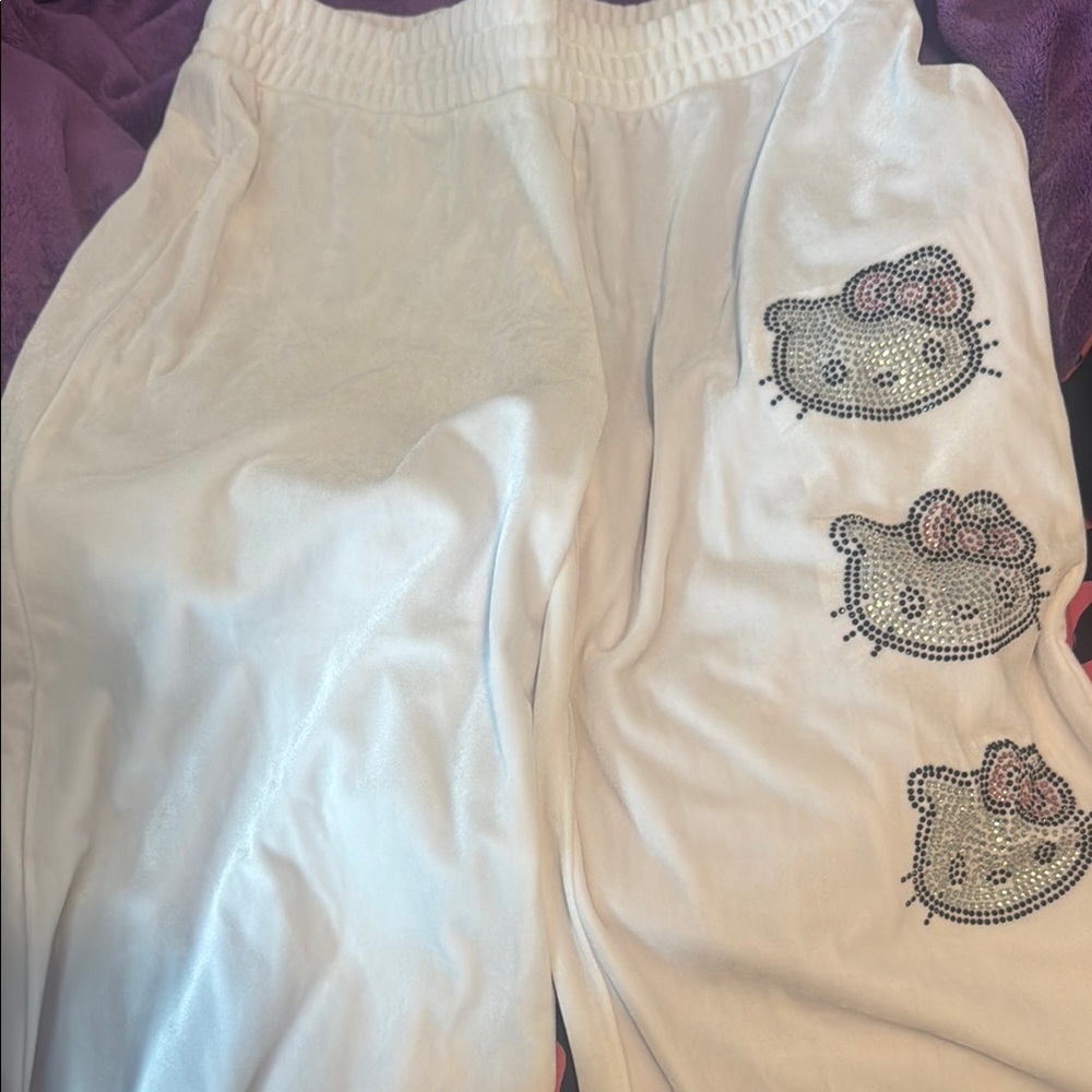 Forever 21 x Hello Kitty White Sweatpants